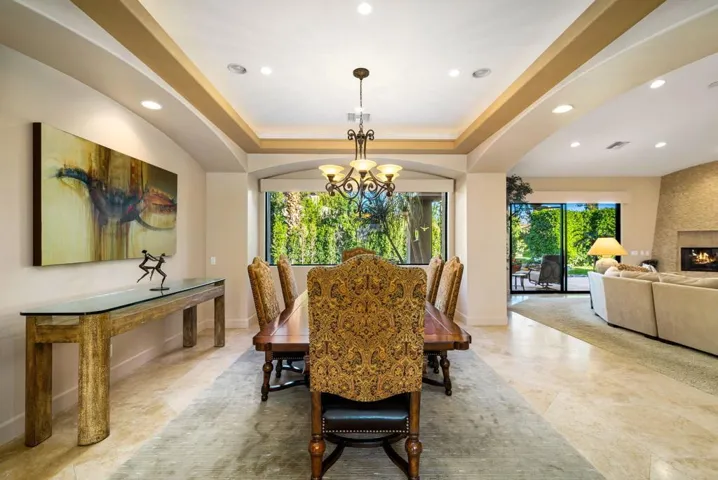 Formal Dining