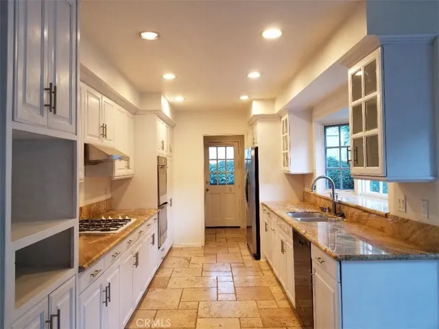 5544 Littlebow Rd, Rancho Palos Verdes, California 90275