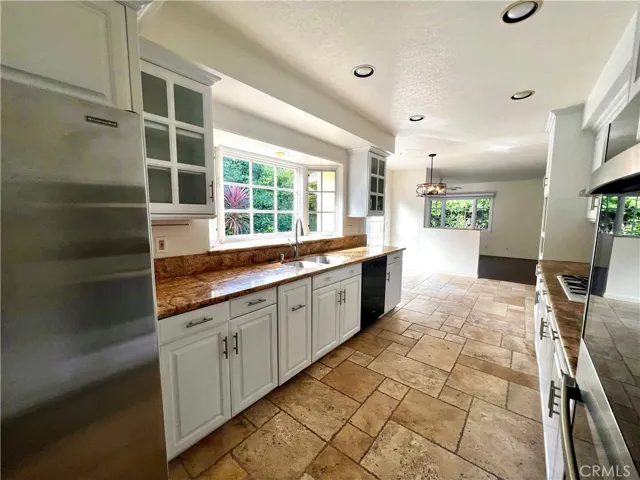 5544 Littlebow Rd, Rancho Palos Verdes, California 90275