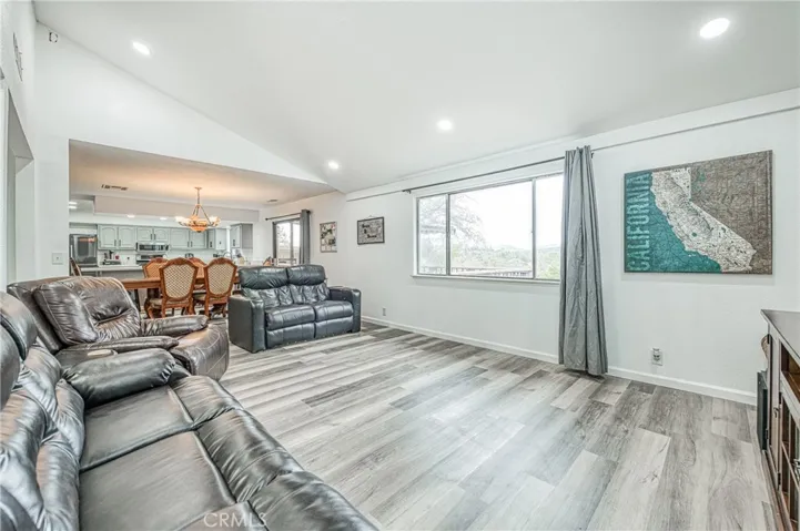 35883 Douglas Road N, Coarsegold, California 93614