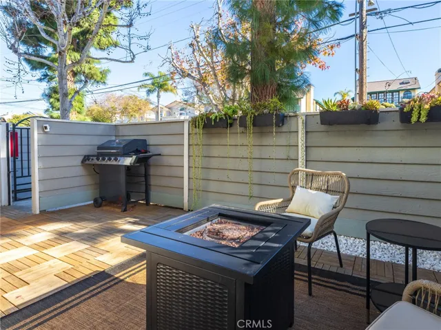 121 S Lucia Avenue 3, Redondo Beach, California 90277