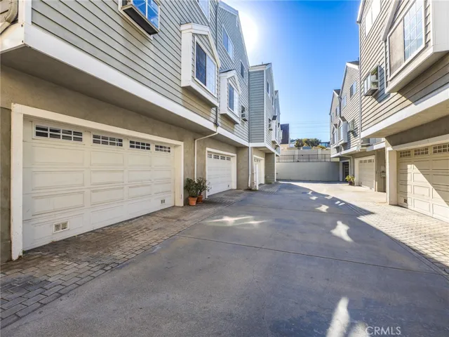 121 S Lucia Avenue 3, Redondo Beach, California 90277