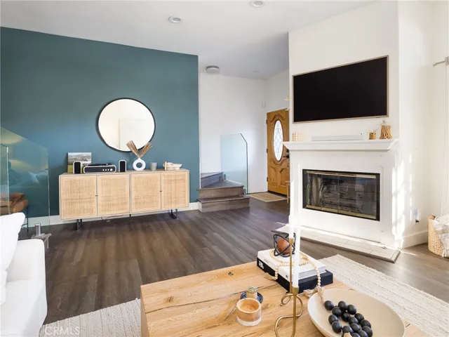 121 S Lucia Avenue 3, Redondo Beach, California 90277