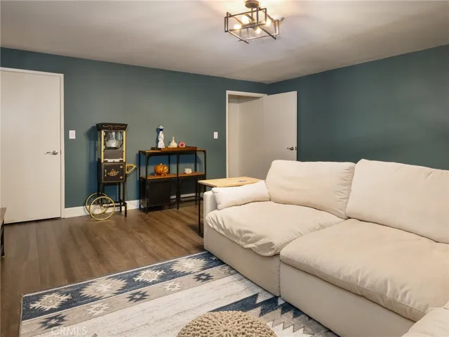 121 S Lucia Avenue 3, Redondo Beach, California 90277