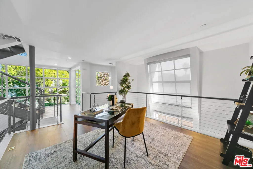 1228 21st Street A, Santa Monica, California 90404 home-pic-19