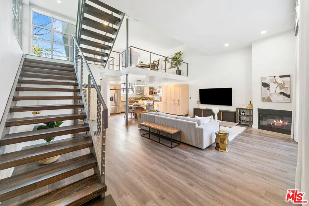 1228 21st Street A, Santa Monica, California 90404 home-pic-15