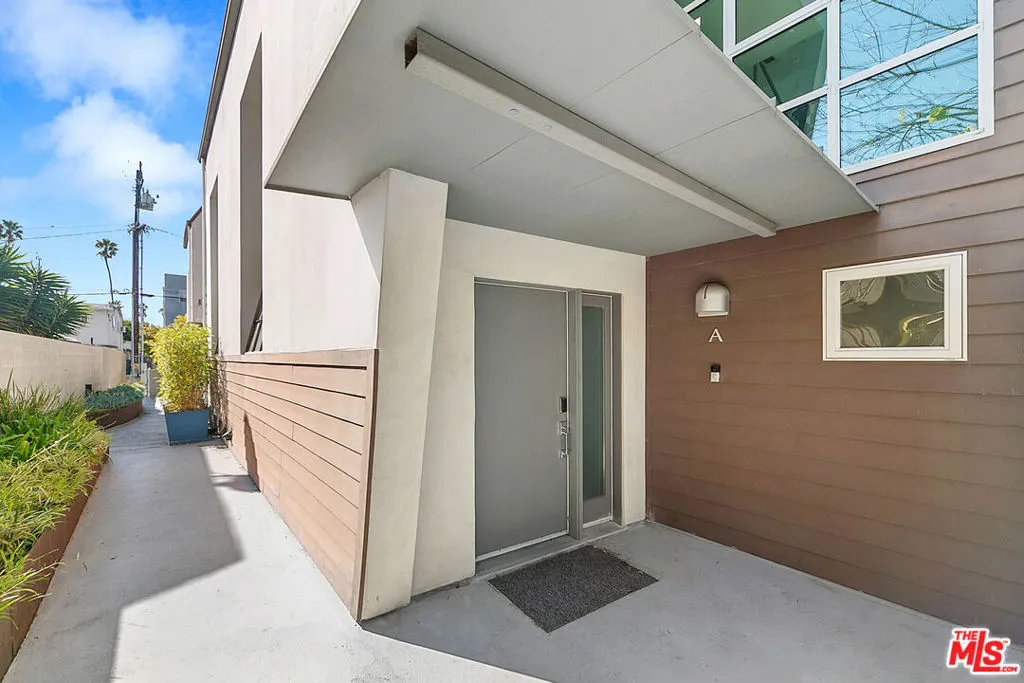 1228 21st Street A, Santa Monica, California 90404 home-pic-2