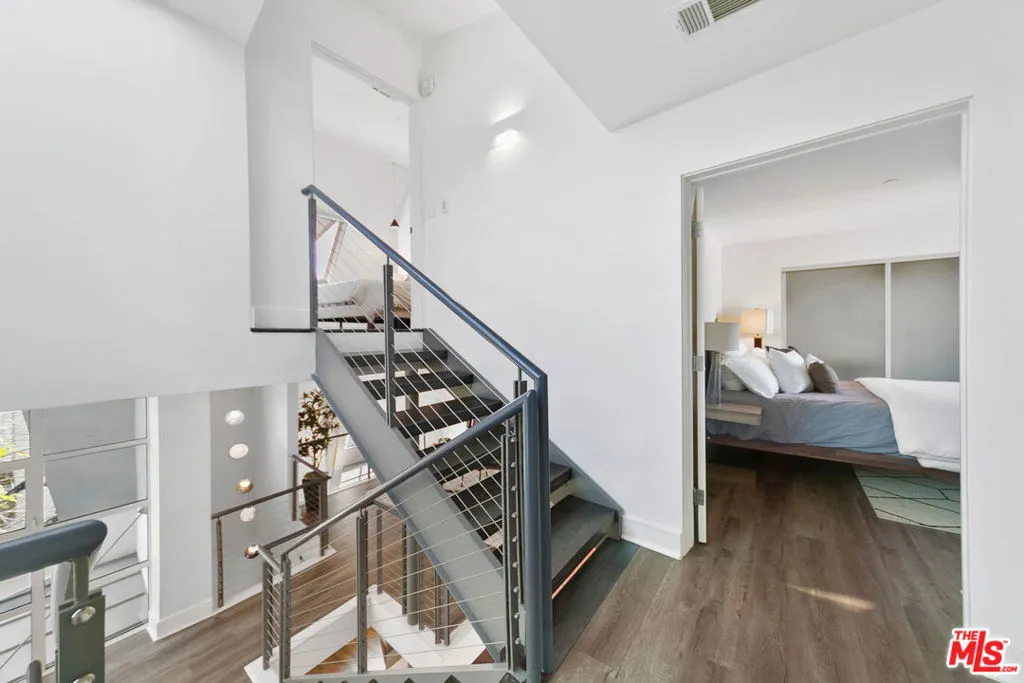 1228 21st Street A, Santa Monica, California 90404 home-pic-24