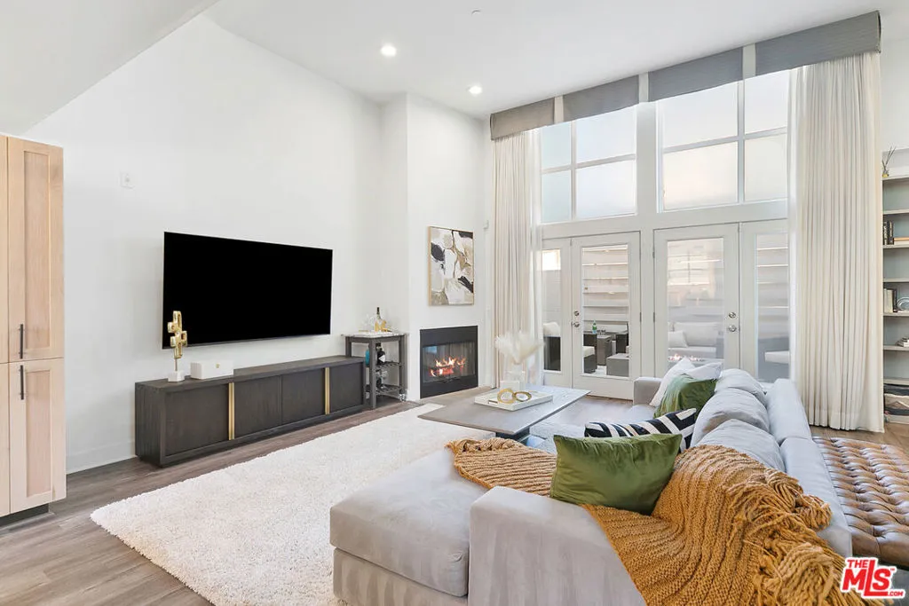 1228 21st Street A, Santa Monica, California 90404 home-pic-11