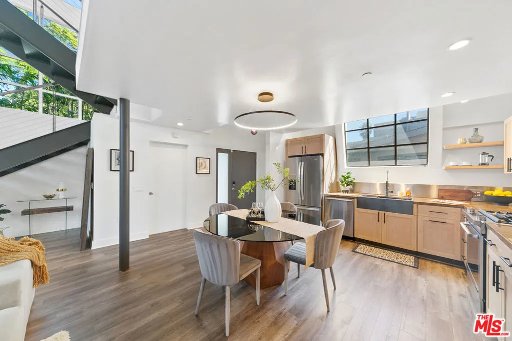 1228 21st Street A, Santa Monica, California 90404 home-pic-7