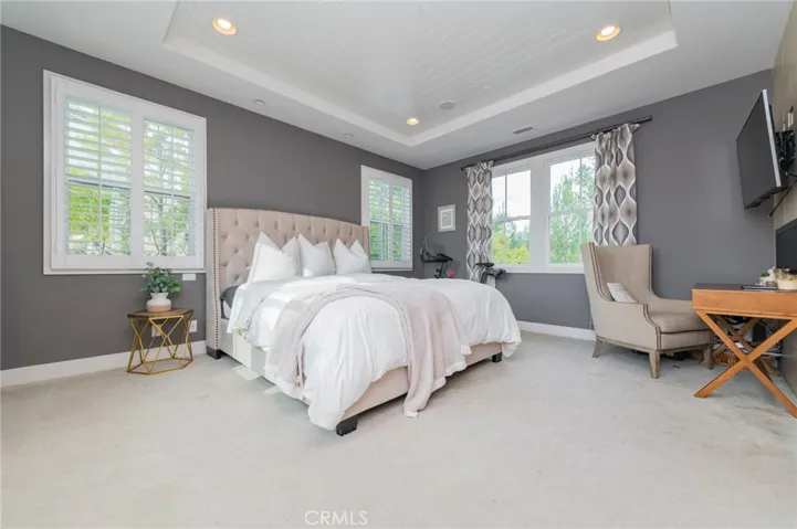 21 Bellflower, Lake Forest, California 92630