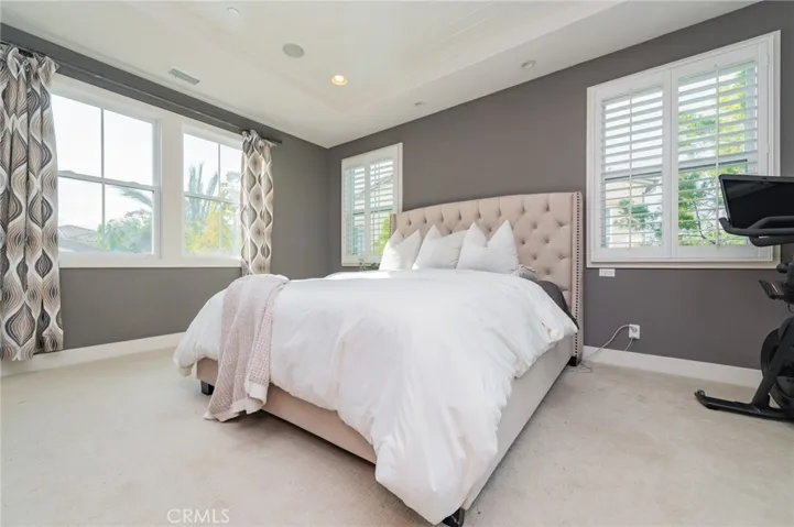 21 Bellflower, Lake Forest, California 92630