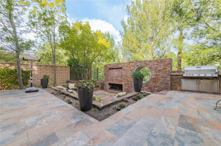 21 Bellflower, Lake Forest, California 92630