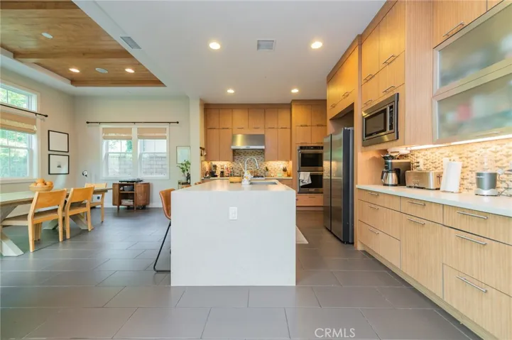 21 Bellflower, Lake Forest, California 92630