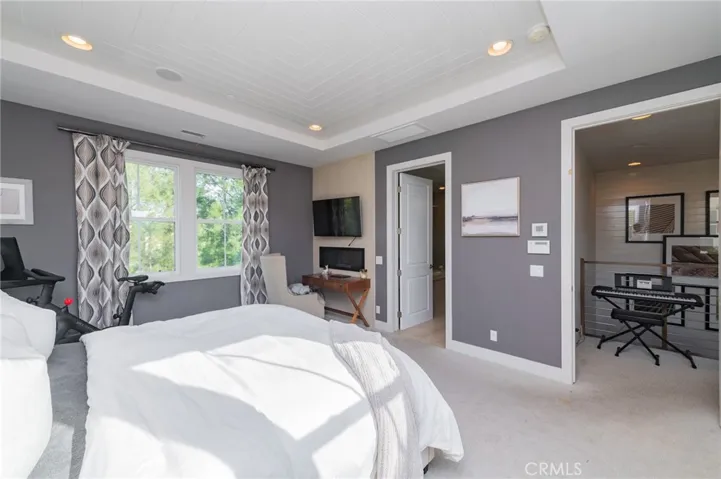 21 Bellflower, Lake Forest, California 92630