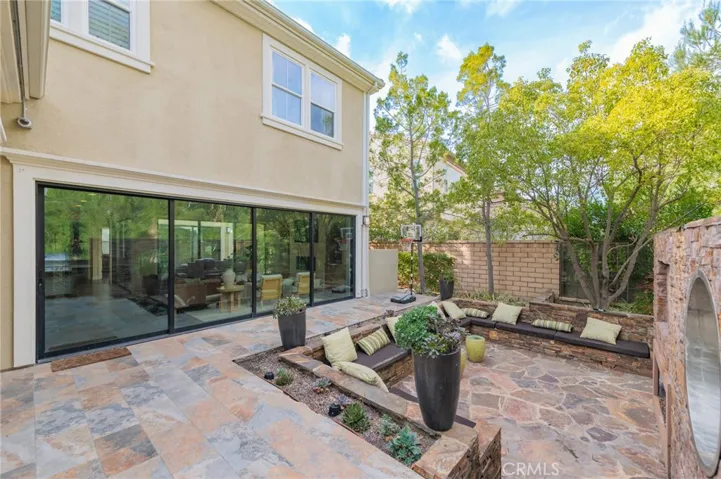 21 Bellflower, Lake Forest, California 92630