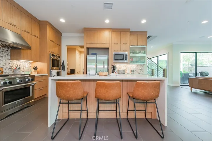 21 Bellflower, Lake Forest, California 92630