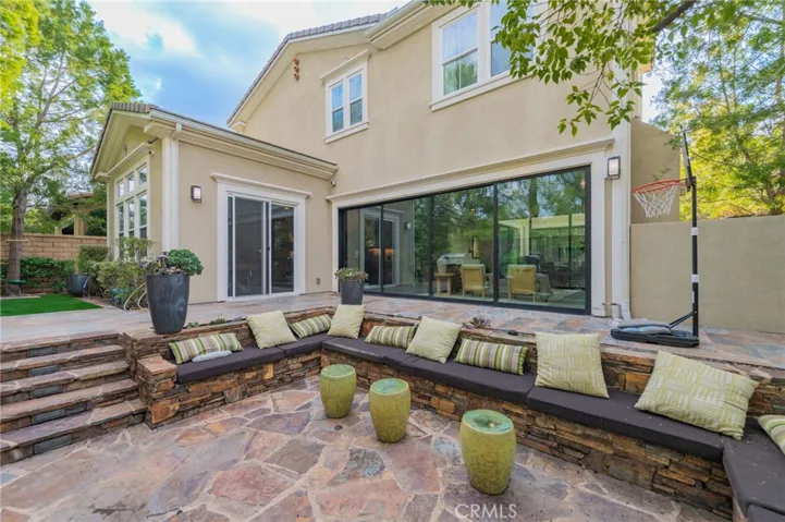 21 Bellflower, Lake Forest, California 92630