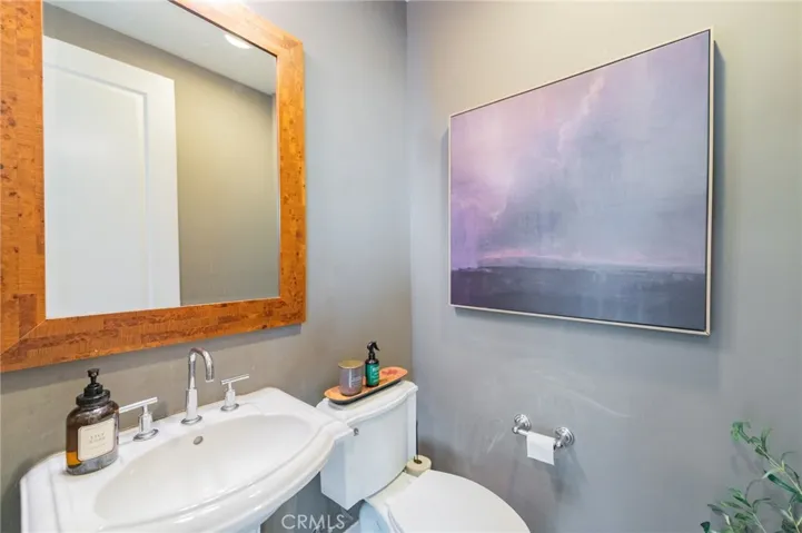21 Bellflower, Lake Forest, California 92630