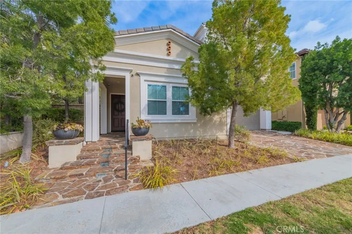 21 Bellflower, Lake Forest, California 92630