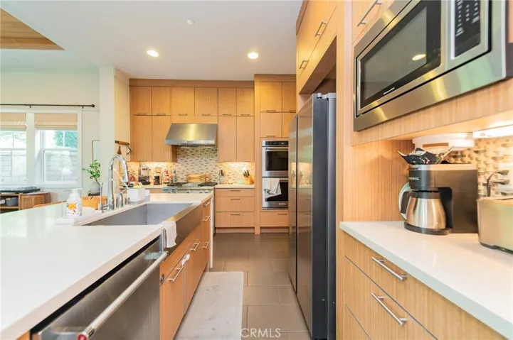 21 Bellflower, Lake Forest, California 92630