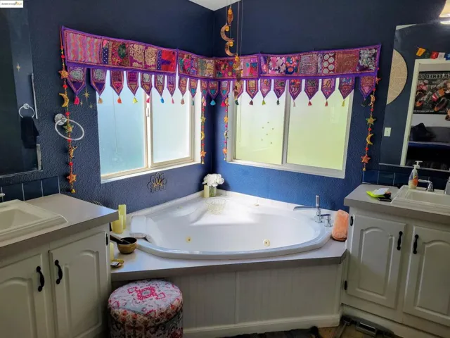 16711 Marsh Creek Rd, Clayton, California 94517