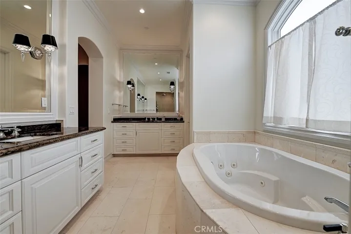 4 Alta Hills Way, Laguna Niguel, California 92677