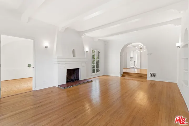 7972 Blackburn Avenue, Los Angeles, California 90048