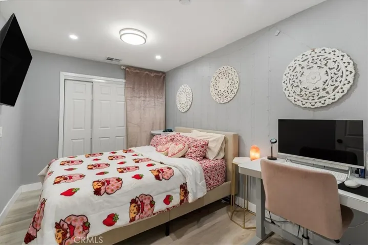 19010 Ingomar Street, Reseda, California 91335