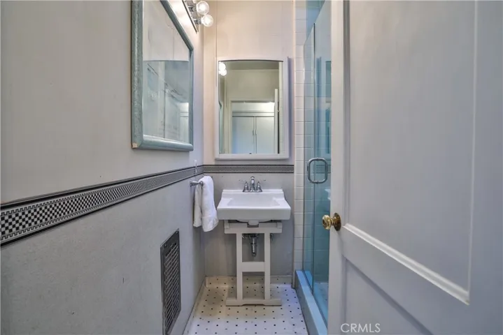 722 W 8th Street, Claremont, California 91711