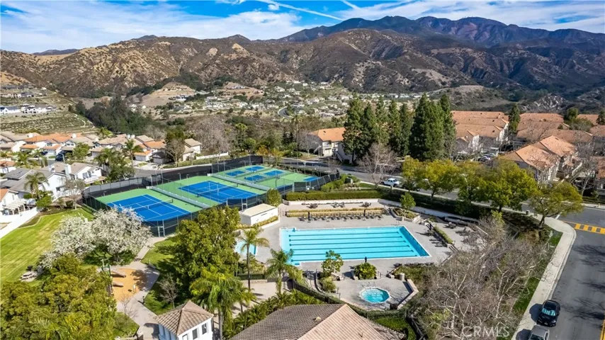 28904 Oakview Lane, Lake Forest, California 92679
