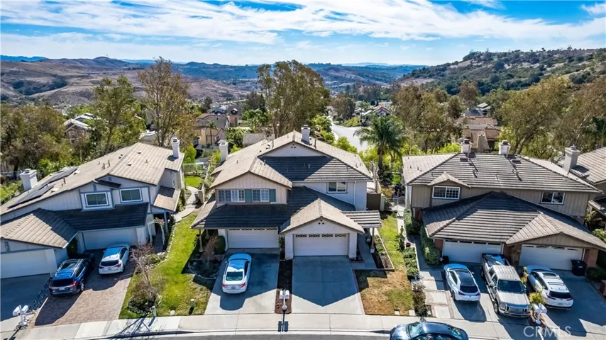 28904 Oakview Lane, Lake Forest, California 92679