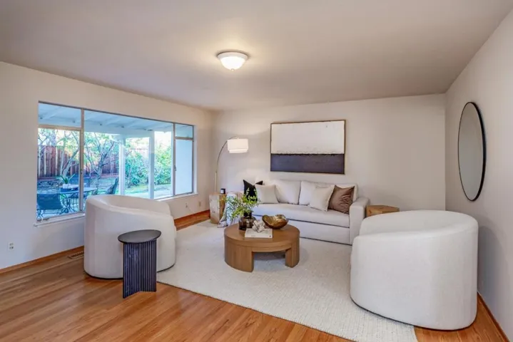 2006 Fallen Leaf Lane, Los Altos, California 94024