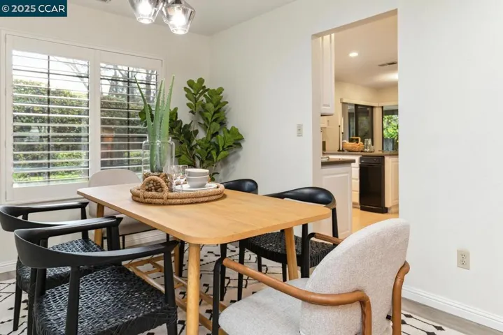 25 Driftwood Ct, Pleasant Hill, California 94523