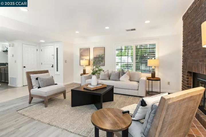 25 Driftwood Ct, Pleasant Hill, California 94523