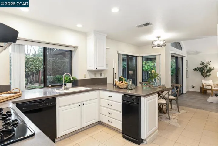 25 Driftwood Ct, Pleasant Hill, California 94523