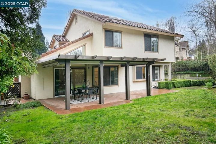 25 Driftwood Ct, Pleasant Hill, California 94523