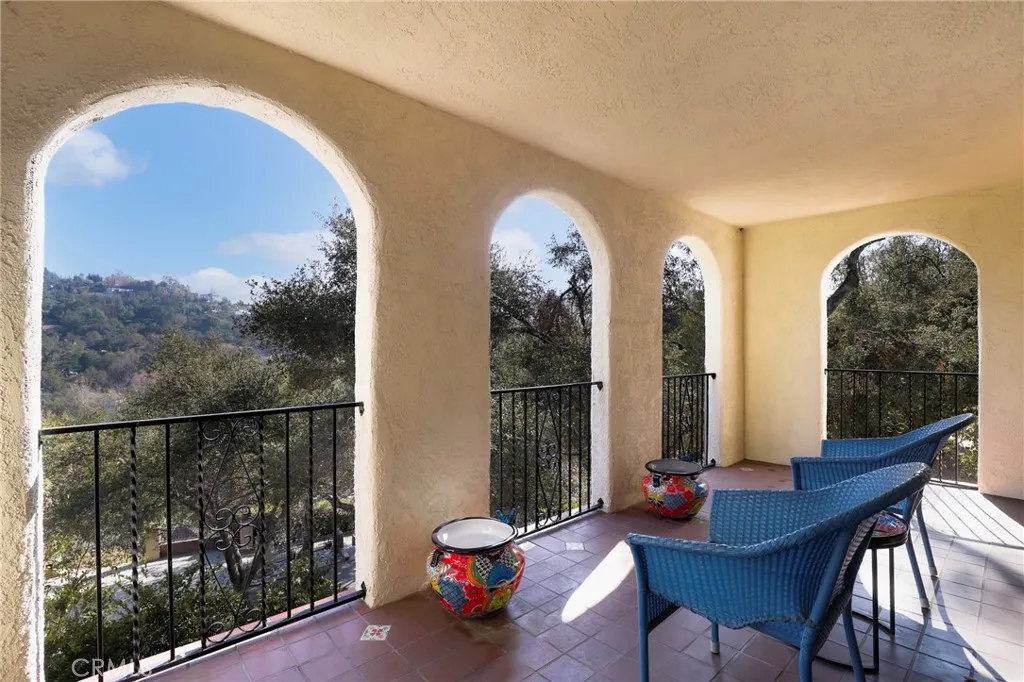 3852 Keswick Road, La Canada Flintridge, California 91011 home-pic-10