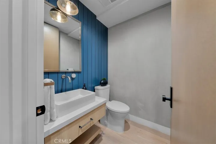 1703 Manhattan Avenue, Hermosa Beach, California 90254