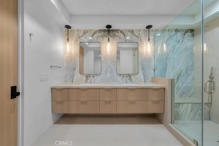 Primary #2 bath