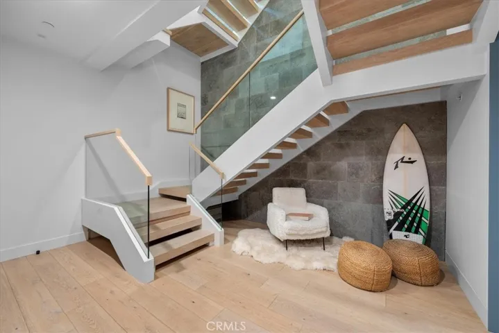 1703 Manhattan Avenue, Hermosa Beach, California 90254
