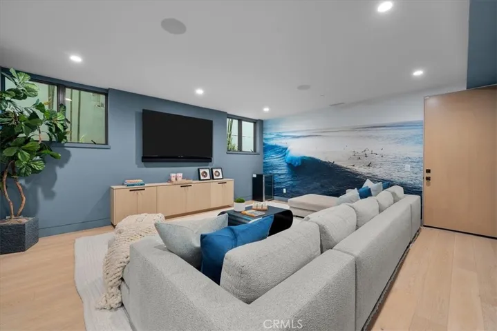 1703 Manhattan Avenue, Hermosa Beach, California 90254