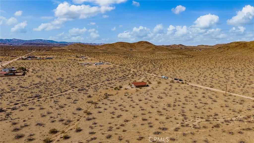60785 La Brisa Drive, Joshua Tree, California 92252 home-pic-43