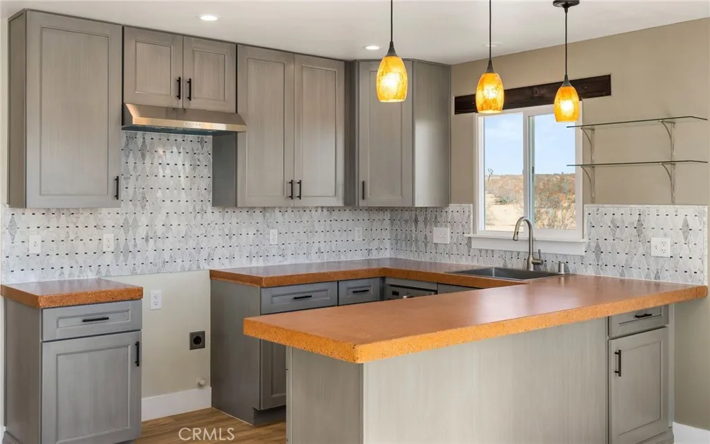 60785 La Brisa Drive, Joshua Tree, California 92252 home-pic-10