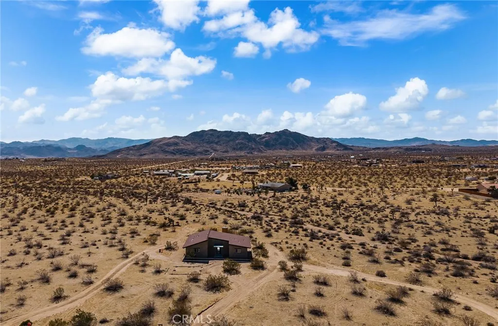 60785 La Brisa Drive, Joshua Tree, California 92252 home-pic-40