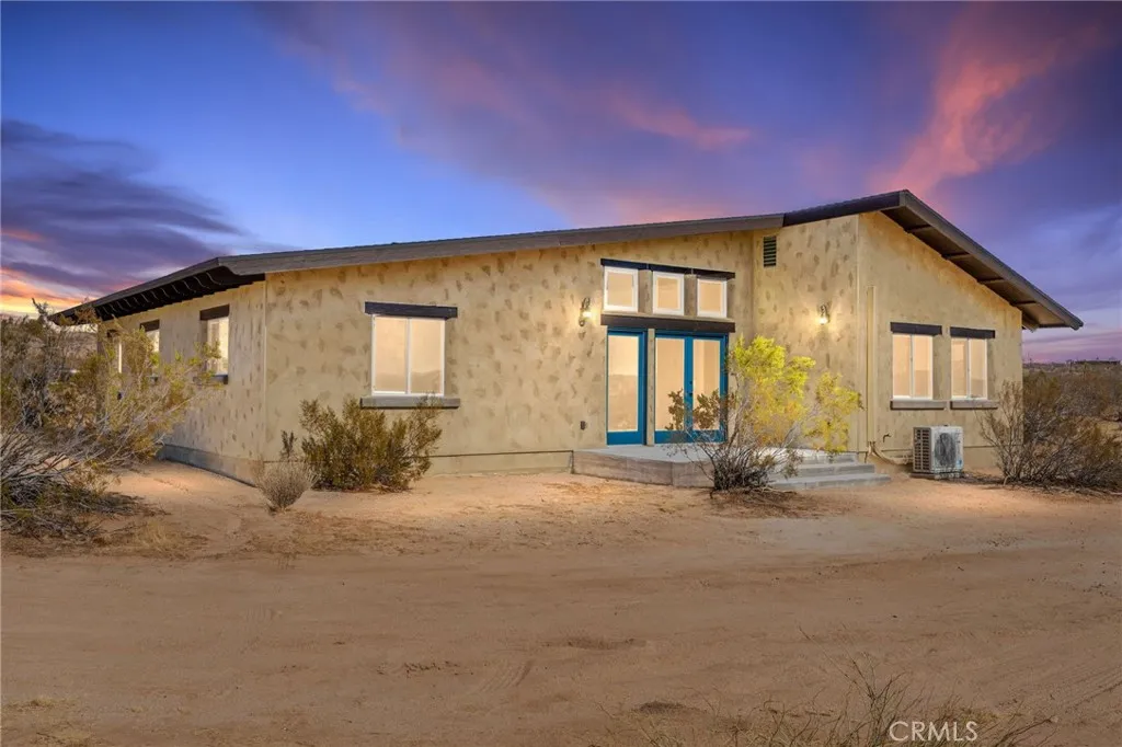 60785 La Brisa Drive, Joshua Tree, California 92252 home-pic-2