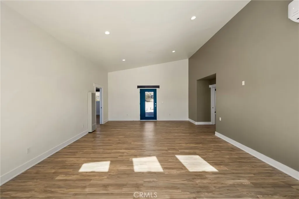 60785 La Brisa Drive, Joshua Tree, California 92252 home-pic-11