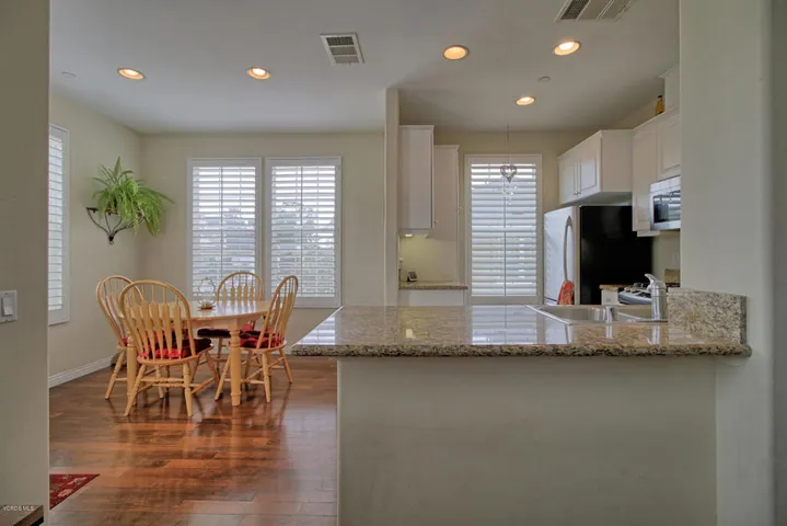 5564 Northwind Court-007-8-Dining RoomKi