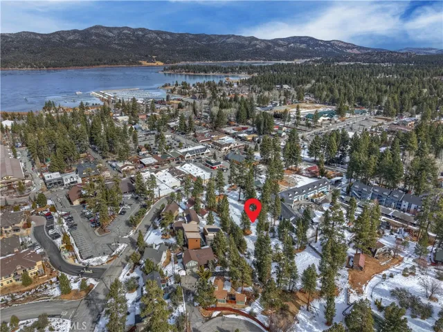 725 Cameron, Big Bear Lake, California 92315