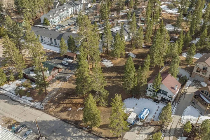 725 Cameron, Big Bear Lake, California 92315
